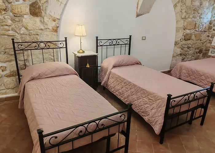 Дом отдыха Ortigia Levante *